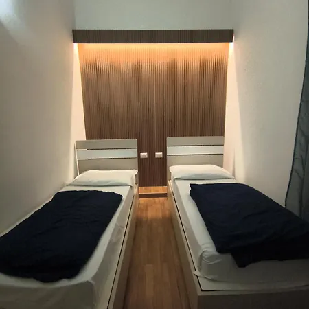 Place 3* Roma